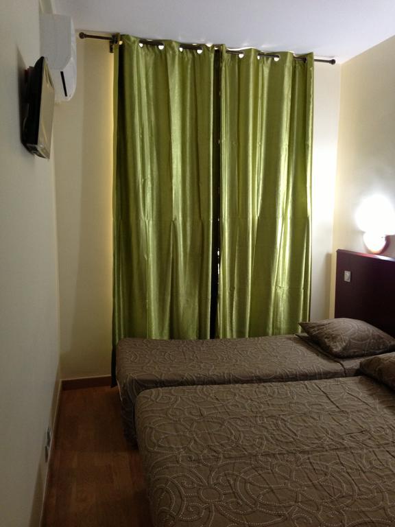 Hotel Victory Μασσαλία Δωμάτιο φωτογραφία